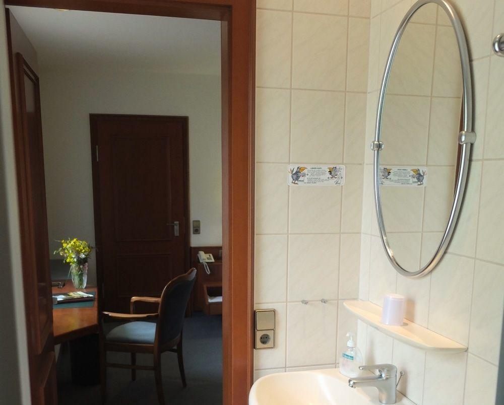 Hotel Valsana Am Kurpark 바드윌드바드 외부 사진