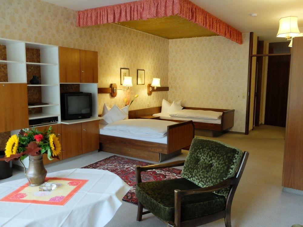 Hotel Valsana Am Kurpark 바드윌드바드 외부 사진