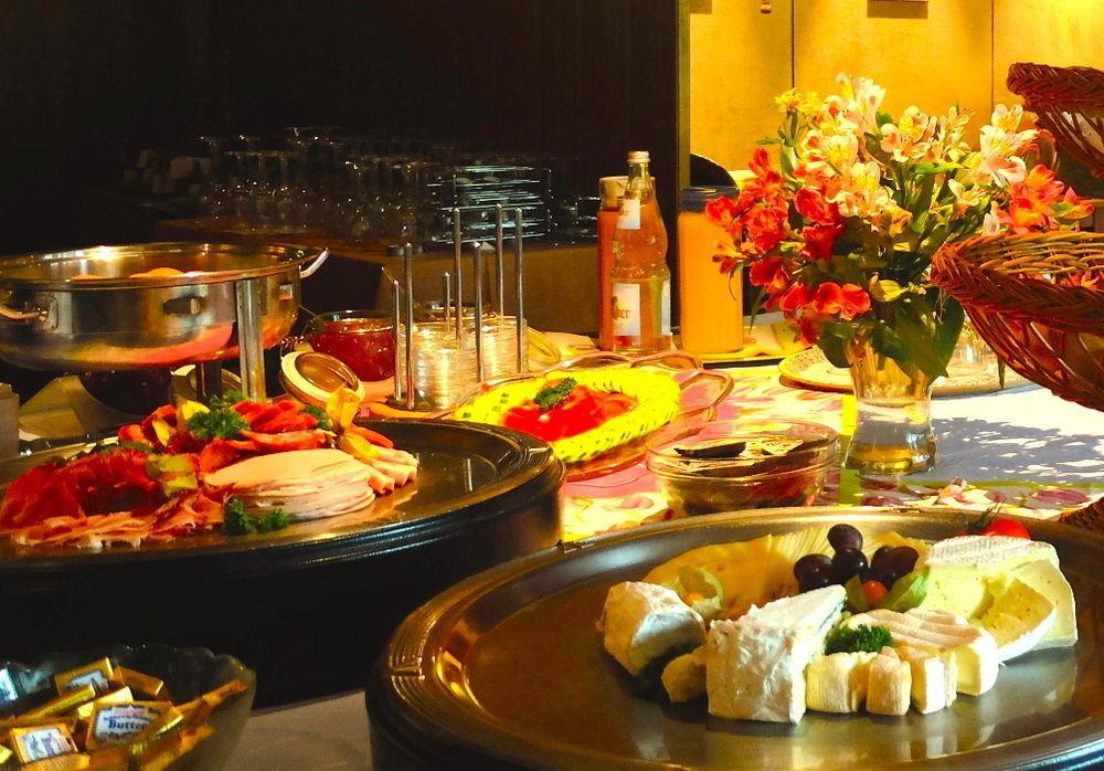 Hotel Valsana Am Kurpark 바드윌드바드 외부 사진