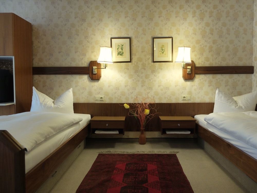 Hotel Valsana Am Kurpark 바드윌드바드 외부 사진